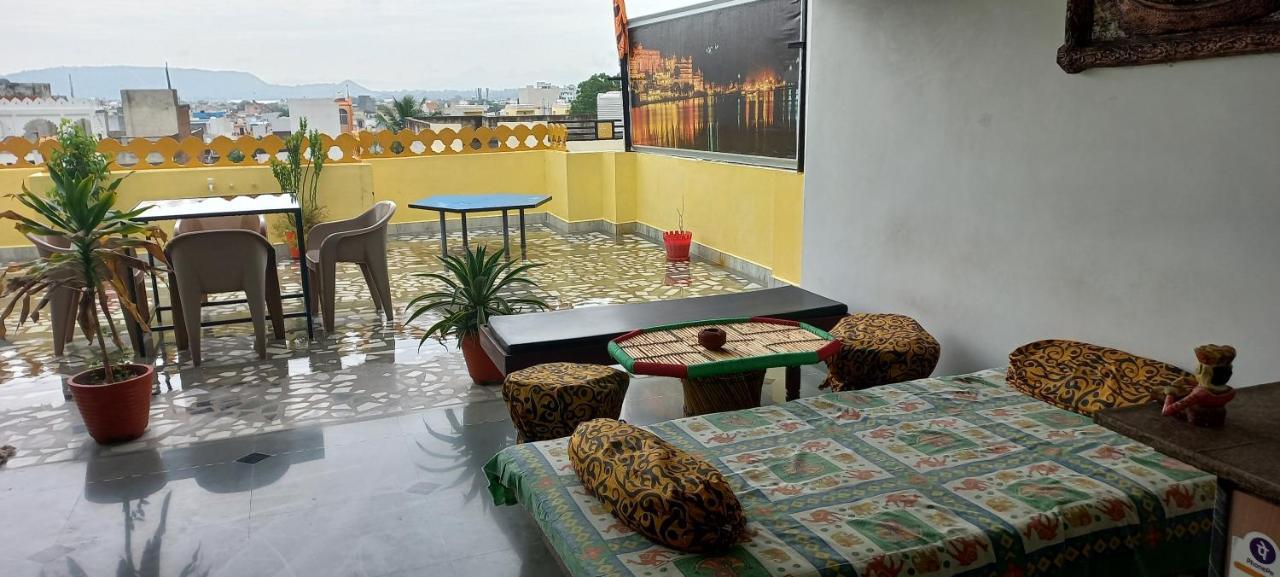 Hill Paradise Home Stay Udaipur Exterior foto