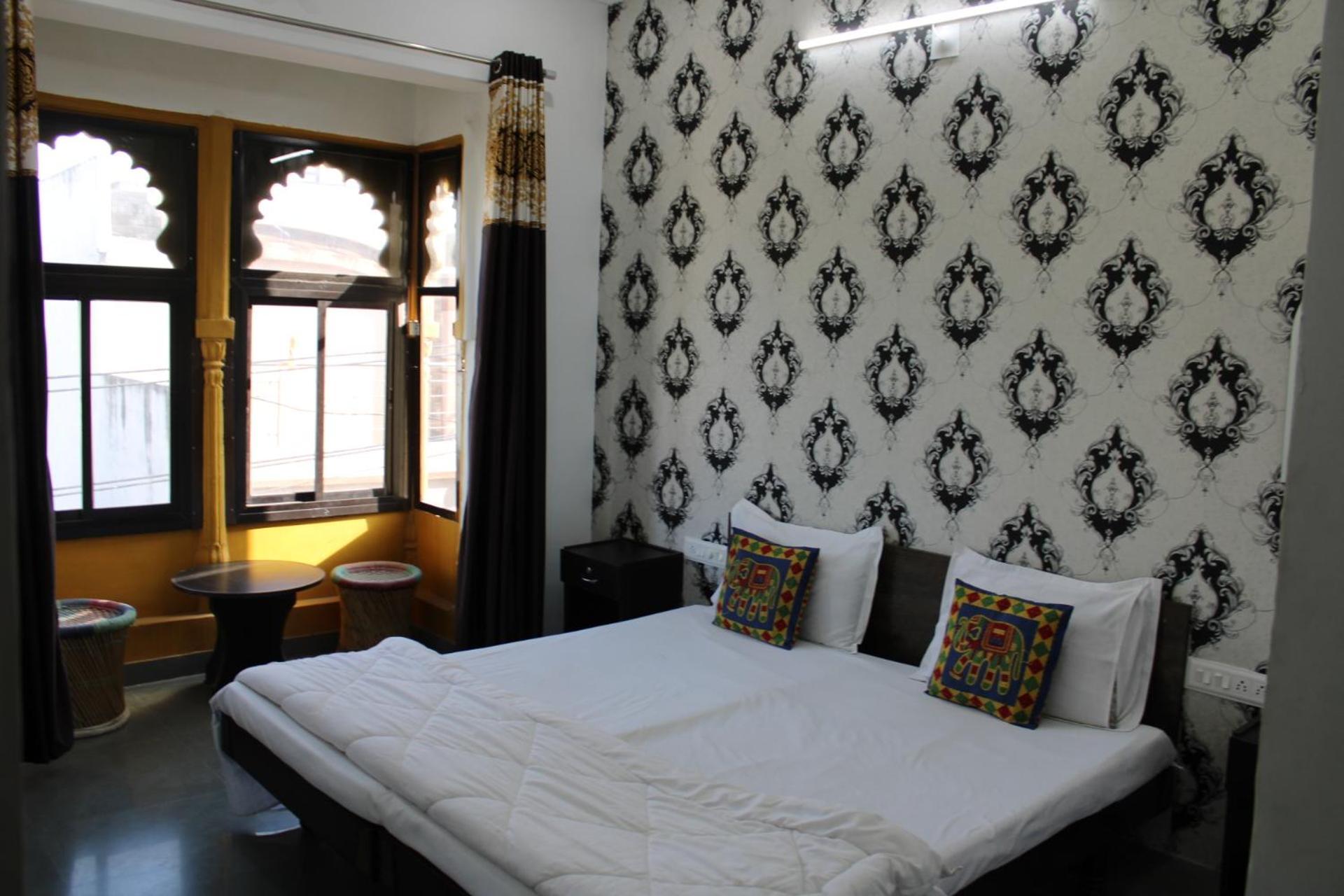 Hill Paradise Home Stay Udaipur Exterior foto